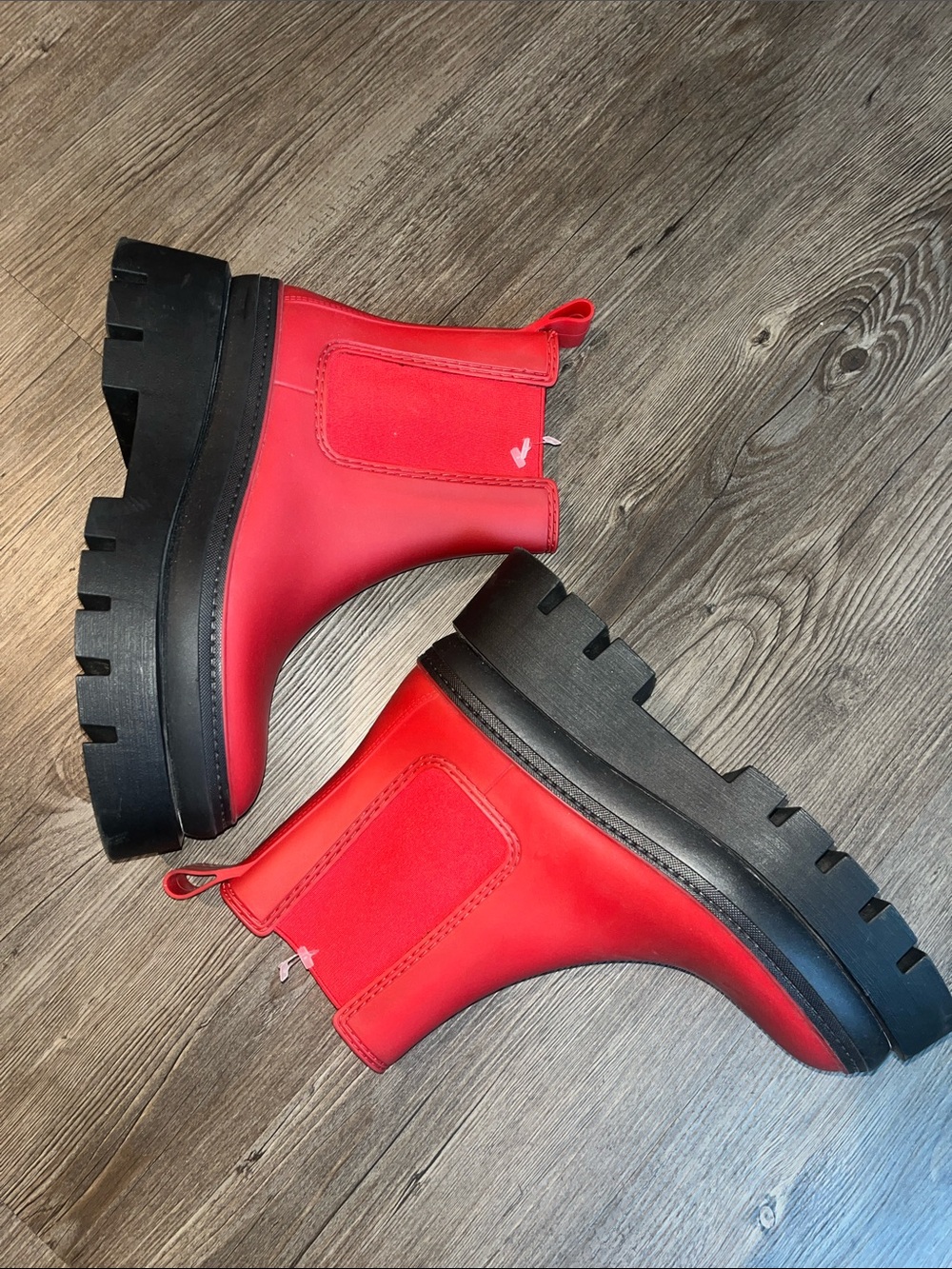Rain Boots - Sleek Pull-On Design